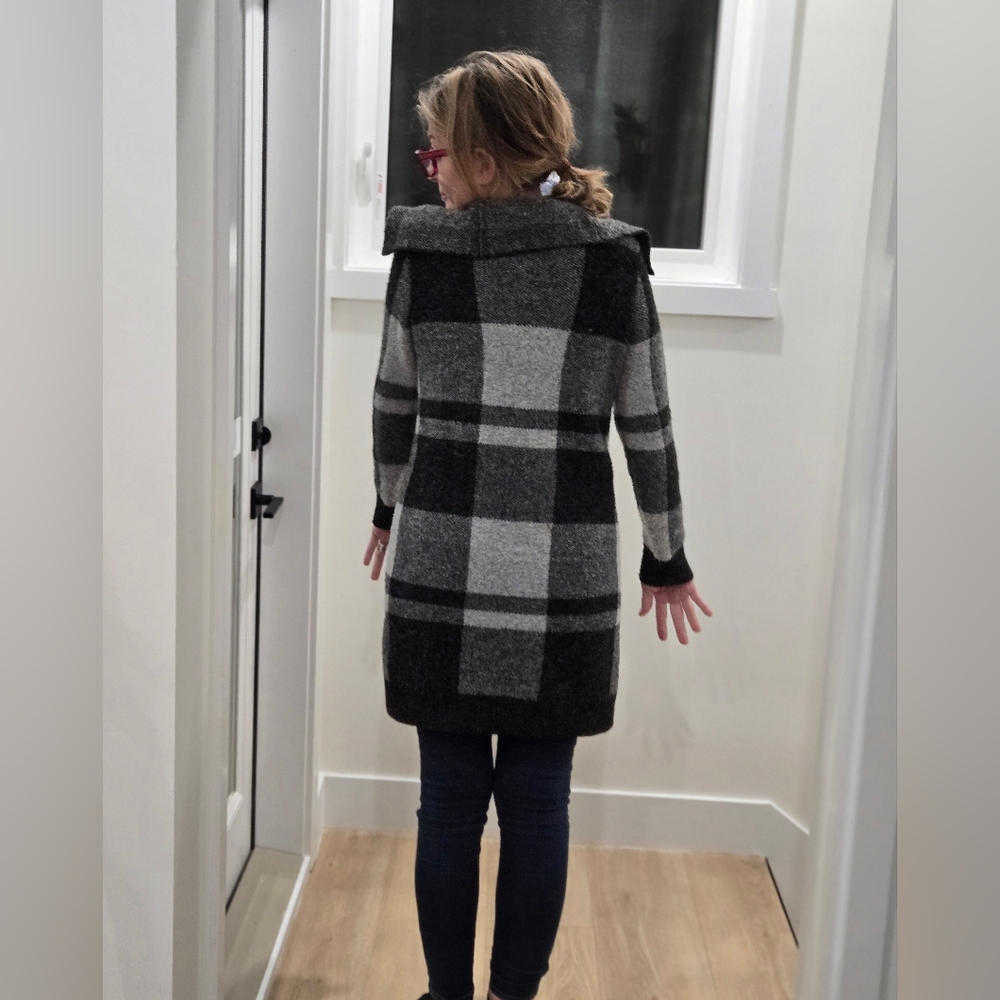 Long Knit Cardigan - Picture 3 of 7